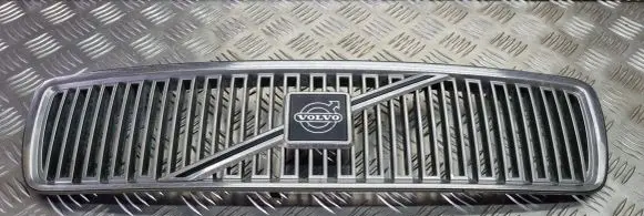 Volvo S70 V70 V70 XC Front grill 9151669 9151670