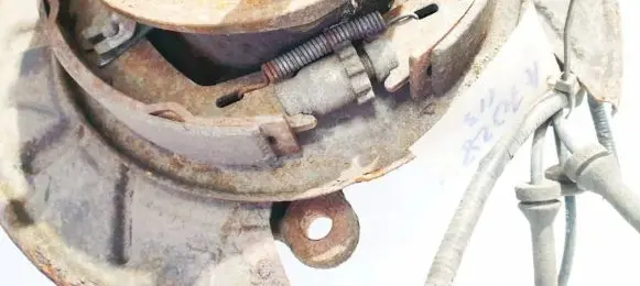 Land Rover Freelander 2 - LR2 Handbrake/parking brake pads 