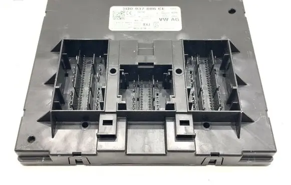 Volkswagen Golf VII Central body control module 5Q0937086CE