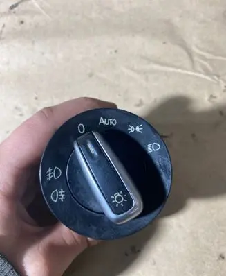 Volkswagen Golf Plus Light switch