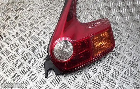 Nissan Juke I F15 Rear/tail lights ichikohvaleot003