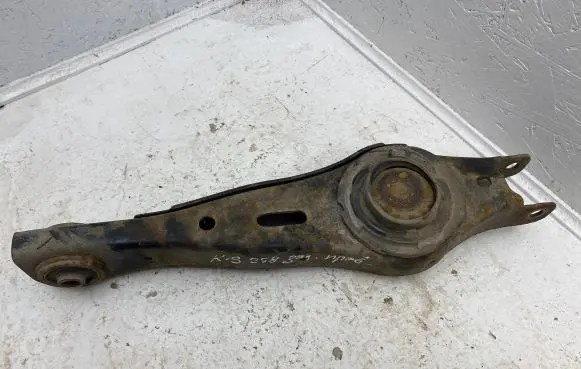 KIA Sorento Rear upper control arm/wishbone 552102P000