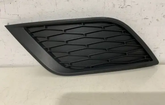 Seat Ibiza IV (6J,6P) Front bumper lower grill 6J0853665E