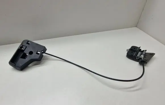 BMW 4 F32 F33 Seat back rest lock catch 7112863