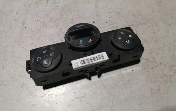 Renault Modus Climate control unit 8200133339