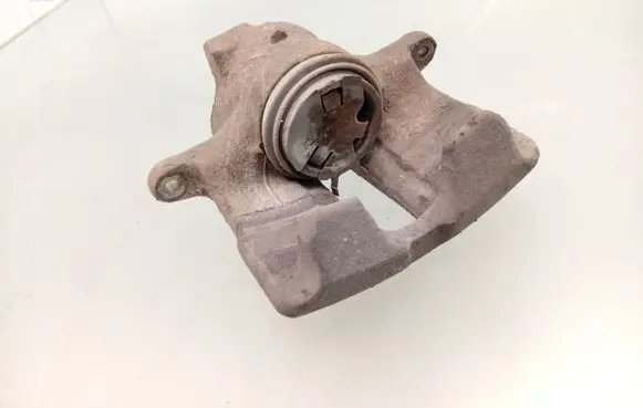 Volkswagen PASSAT B5 Front brake caliper