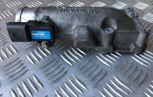 Opel Vectra C Air pressure sensor 0281002437 0112133B