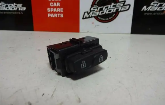 Volvo V70 Central locking switch button 31343099