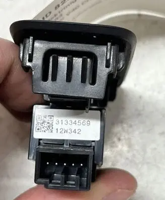 Volvo V40 Cross country Electric window control switch 31334569 12W342