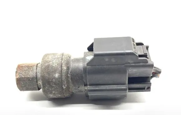 Volvo V50 Air conditioning (A/C) pressure sensor XS4H-19D594-AA