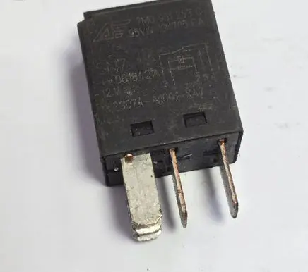 Volkswagen Touareg I Other relay 7M0951253C