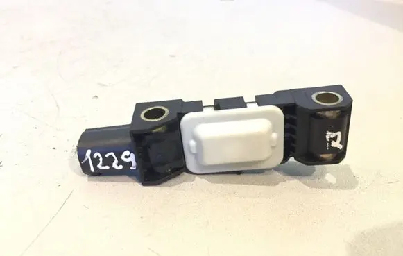 Chrysler 300 - 300C Airbag deployment crash/impact sensor 04671779AC 1566301257