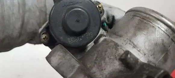 Toyota Avensis T250 Throttle valve 8967221020
