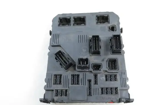 Peugeot Partner Central body control module 9657999680 S118085320F