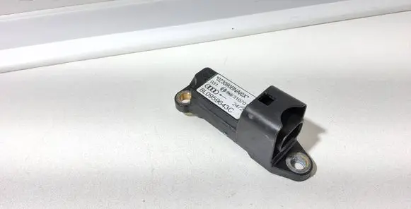 Audi A3 S3 8L Airbag deployment crash/impact sensor 8L0959643C 023090BNAI0X 310701