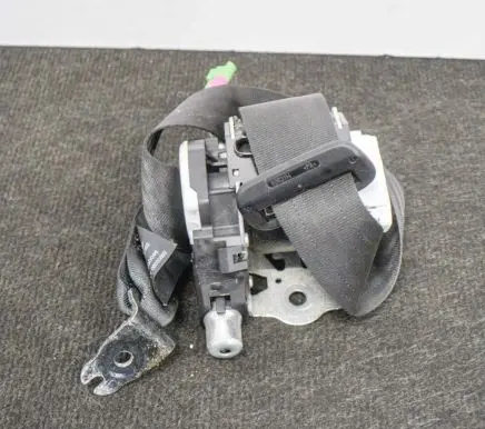 Volvo XC60 Rear seatbelt 34147752 39818853