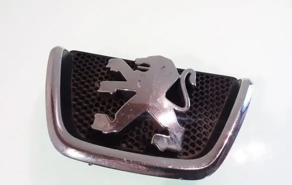 Peugeot 206 Manufacturer badge logo/emblem 8628688677