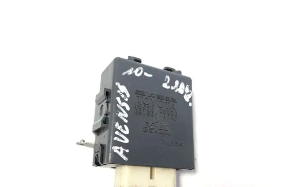 Toyota Avensis T270 Other control units/modules 8597020020 0515004140