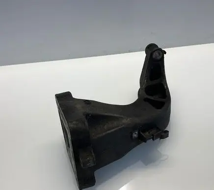 Mercedes-Benz E W211 Engine mounting bracket A6422230804 6422230804