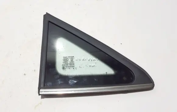MG ZS Rear side window 10470309