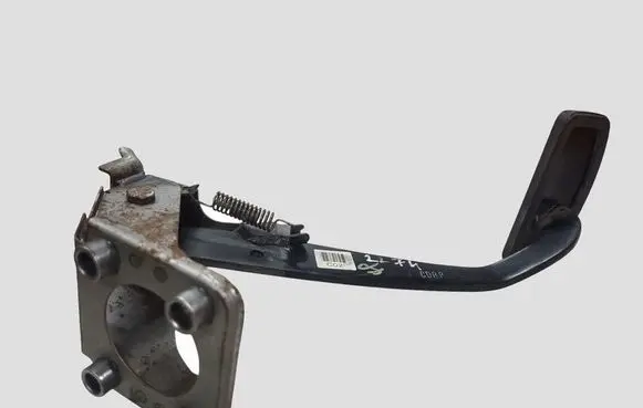 Hyundai Santa Fe Brake pedal 3282527070