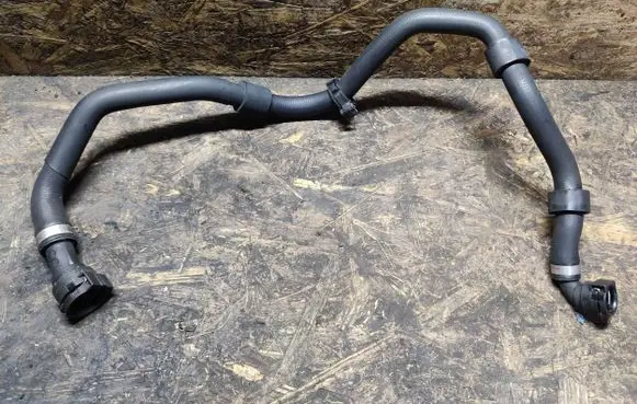 BMW 2 F45 Engine coolant pipe/hose 8648811 8648814 17908910