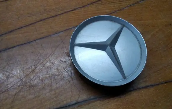 Mercedes-Benz Vito Viano W638 Original wheel cap 2014010225