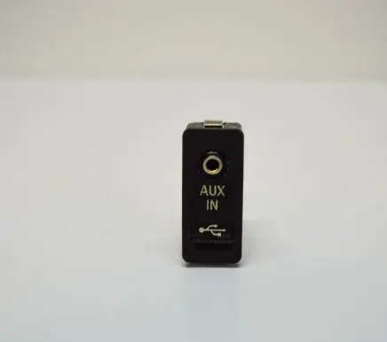 BMW 5 GT F07 AUX in-socket connector 9129651