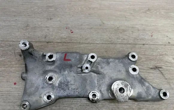 Porsche Macan (95B) Engine mounting bracket 94610202530 94610222532 9461022257R