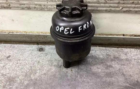 Power steering fluid tank/reservoir