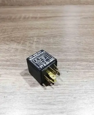 Volkswagen PASSAT B3 Other relay 191955531 0542600