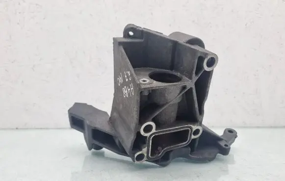 Audi A4 S4 B8 8K A/C compressor mount bracket 059145169AE