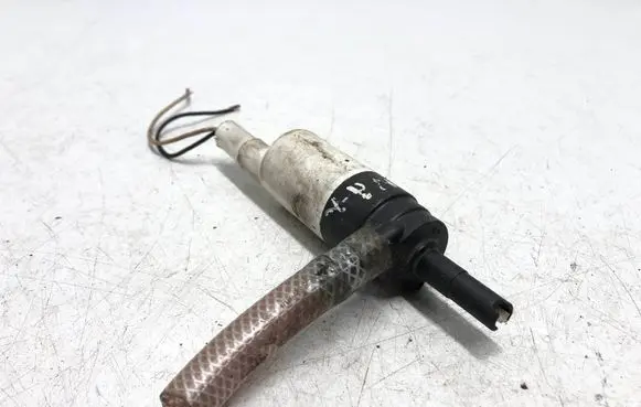 Renault Laguna II Headlight washer pump 7700813676