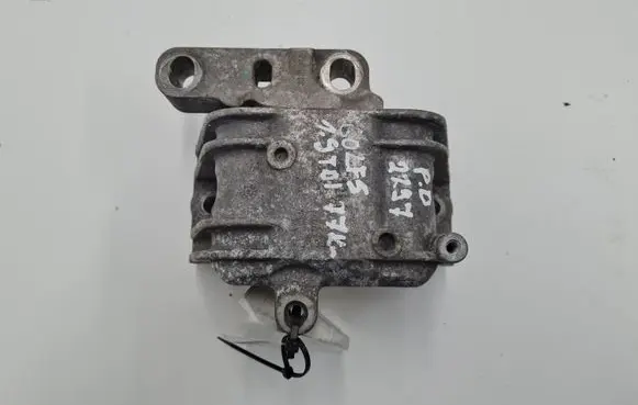 Volkswagen Golf V Engine mount bracket 1K0199262BA 1K0199262