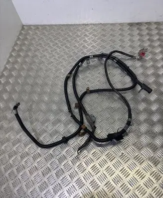 Mercedes-Benz C W204 Positive cable (battery) A2044405736