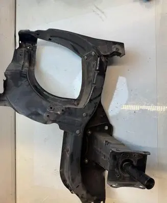 Mercedes-Benz ML AMG W164 Headlight/headlamp mounting bracket 027101491