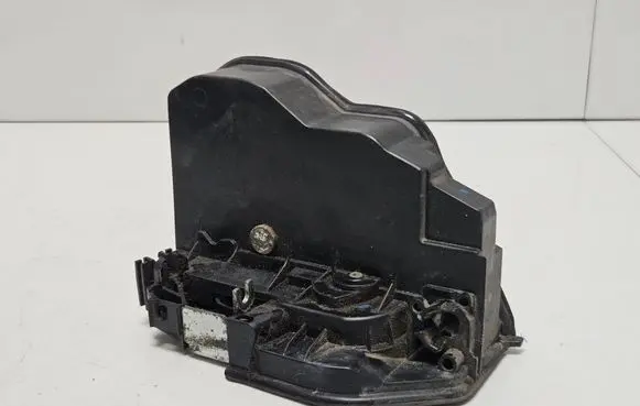 BMW 5 E60 E61 Front door lock 7229455