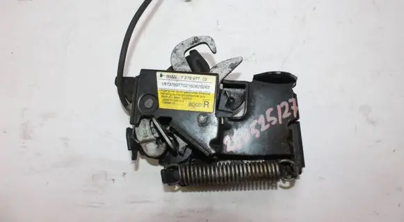 BMW X1 F48 F49 Engine bonnet/hood lock/catch 7376977 13989610 0589P1000515