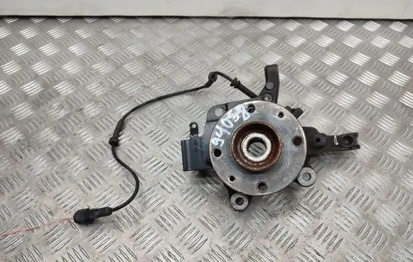 Renault Captur Front wheel hub 401335700R