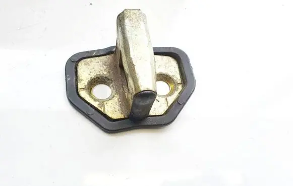 Mitsubishi Carisma Front door lock loop/hook striker 