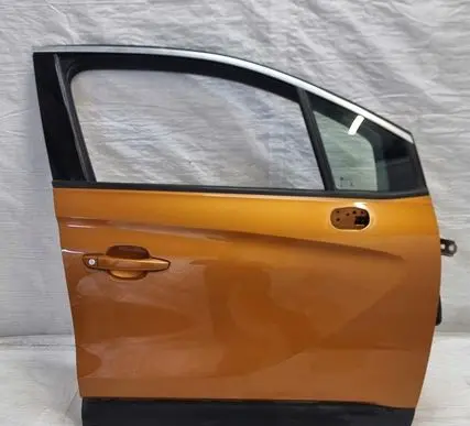 Opel Crossland X Front door