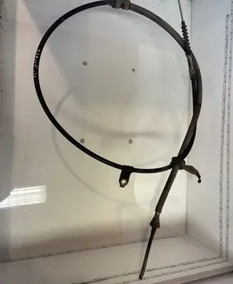 Toyota Avensis T250 Handbrake/parking brake wiring cable 