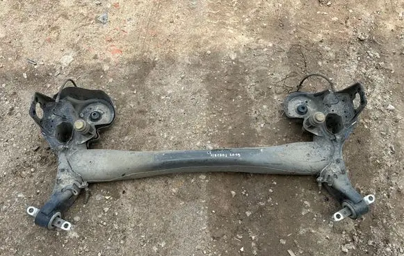 Citroen C5 Aircross Rear axle beam 