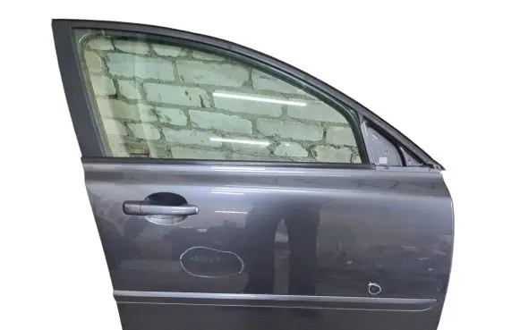 Volvo V50 Front door