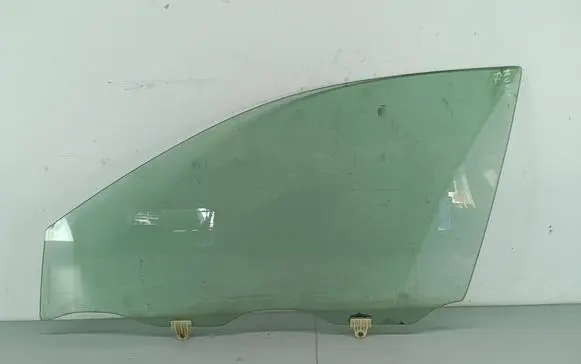 Nissan Murano Z50 Front door window glass four-door M2H5