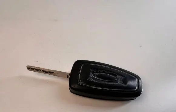 Ford Grand C-MAX Ignition key/card 