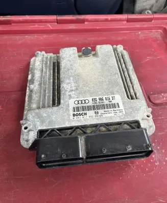 Audi A3 S3 A3 Sportback 8P Engine control unit/module 03G906016