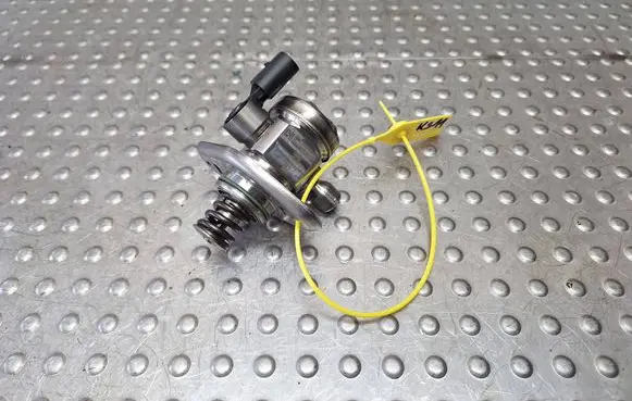 Nissan Qashqai Fuel injection high pressure pump A2820700001 166303162R