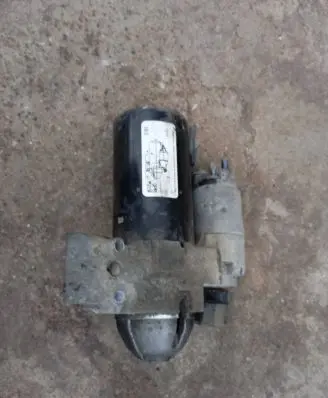 BMW 5 F10 F11 Starter motor 8574102 20140226 0001148509
