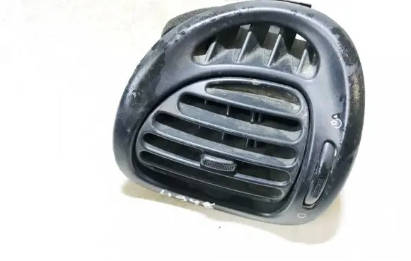 Citroen Xsara Picasso Dash center air vent grill 9631280177